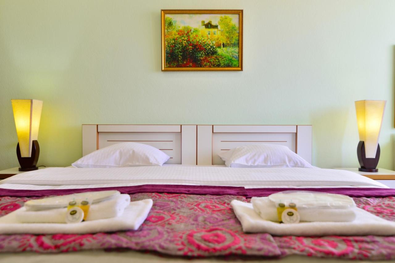 Hotel Blissdom Tbilisi Exteriör bild