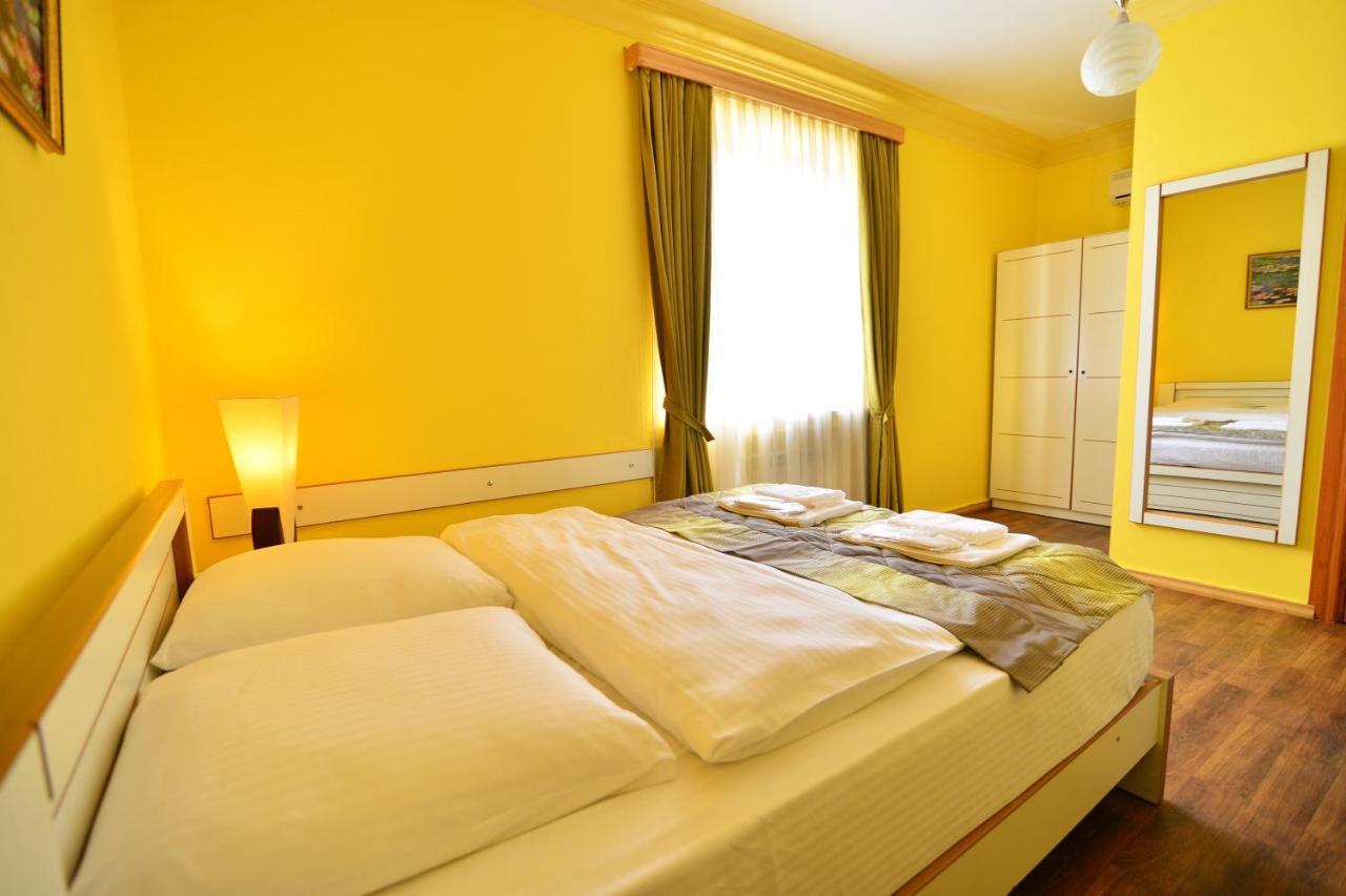 Hotel Blissdom Tbilisi Exteriör bild