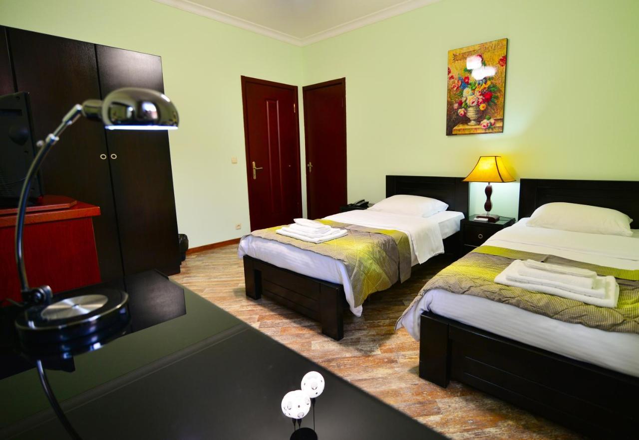 Hotel Blissdom Tbilisi Exteriör bild