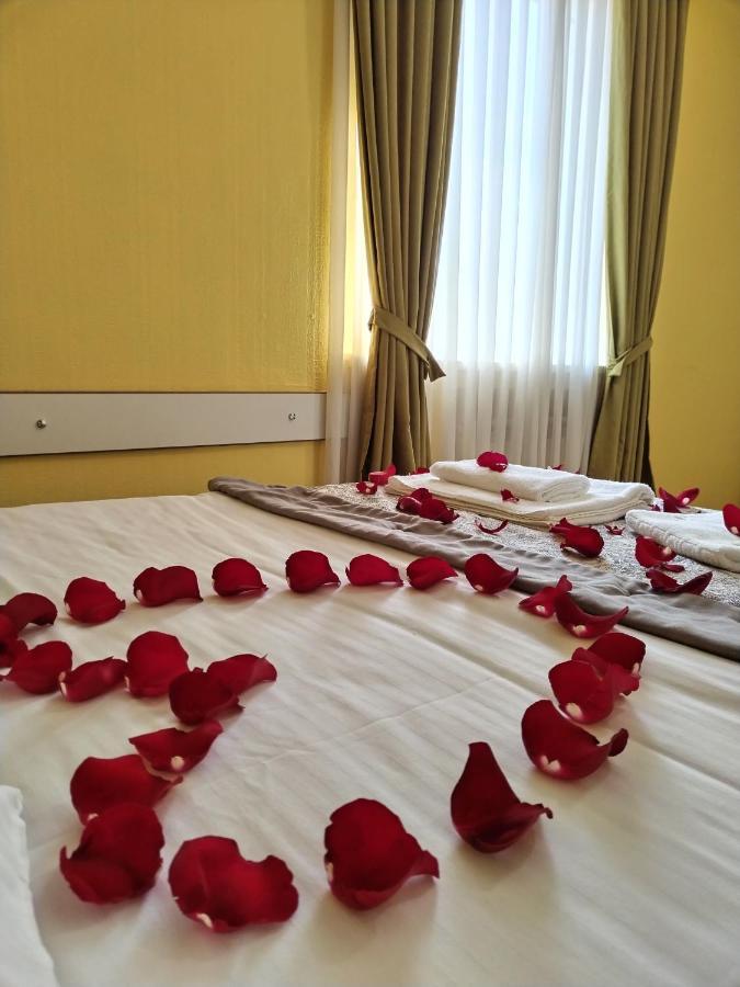 Hotel Blissdom Tbilisi Exteriör bild