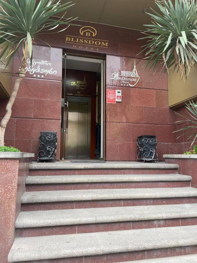 Hotel Blissdom Tbilisi Exteriör bild