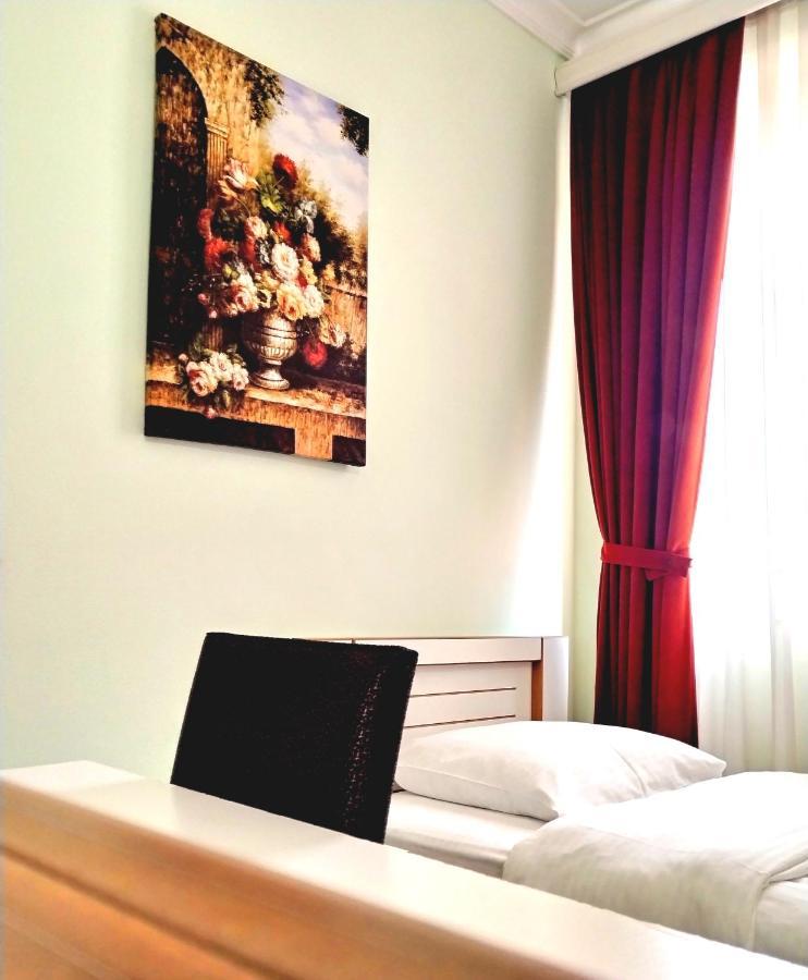 Hotel Blissdom Tbilisi Exteriör bild