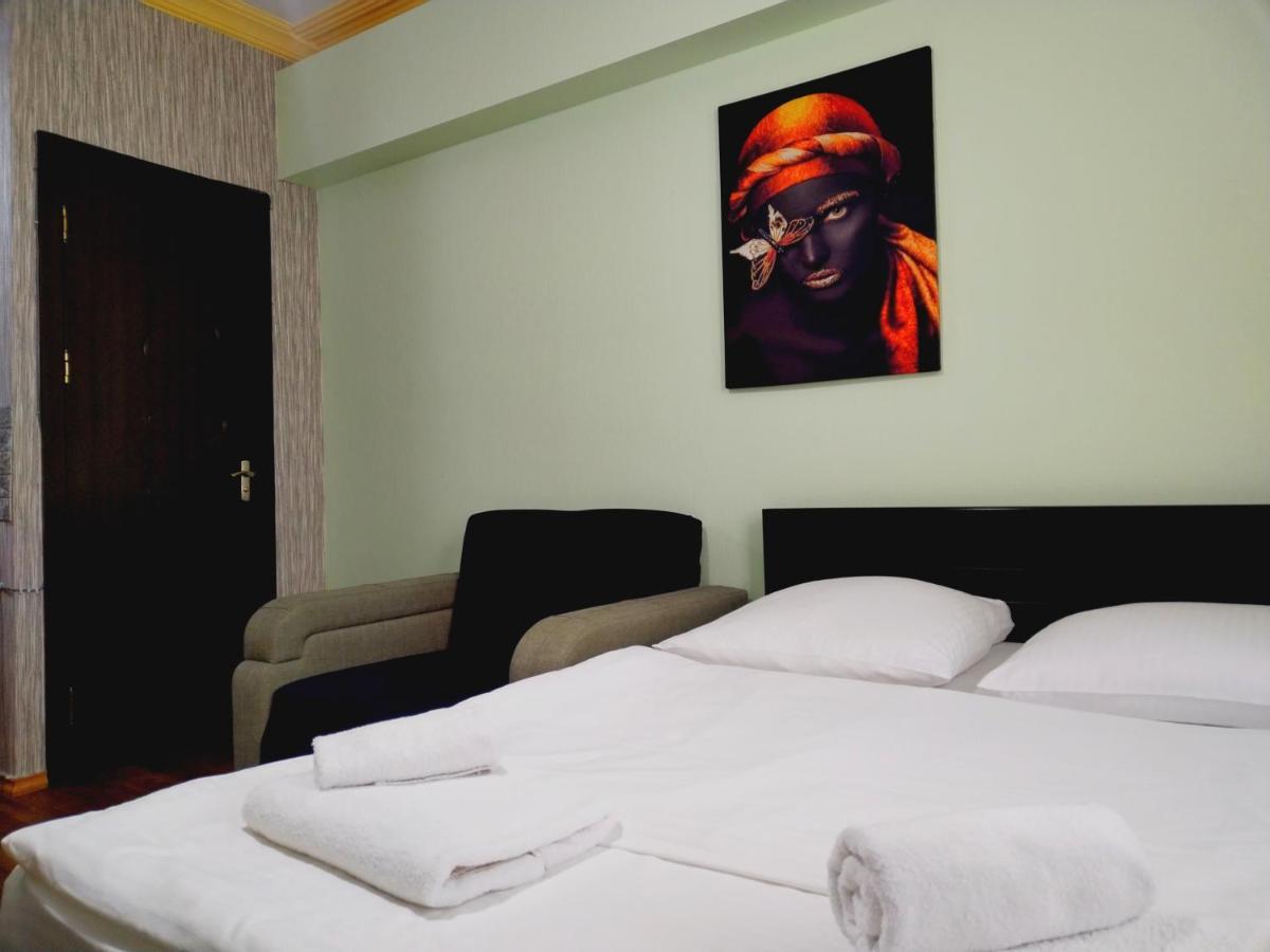 Hotel Blissdom Tbilisi Exteriör bild