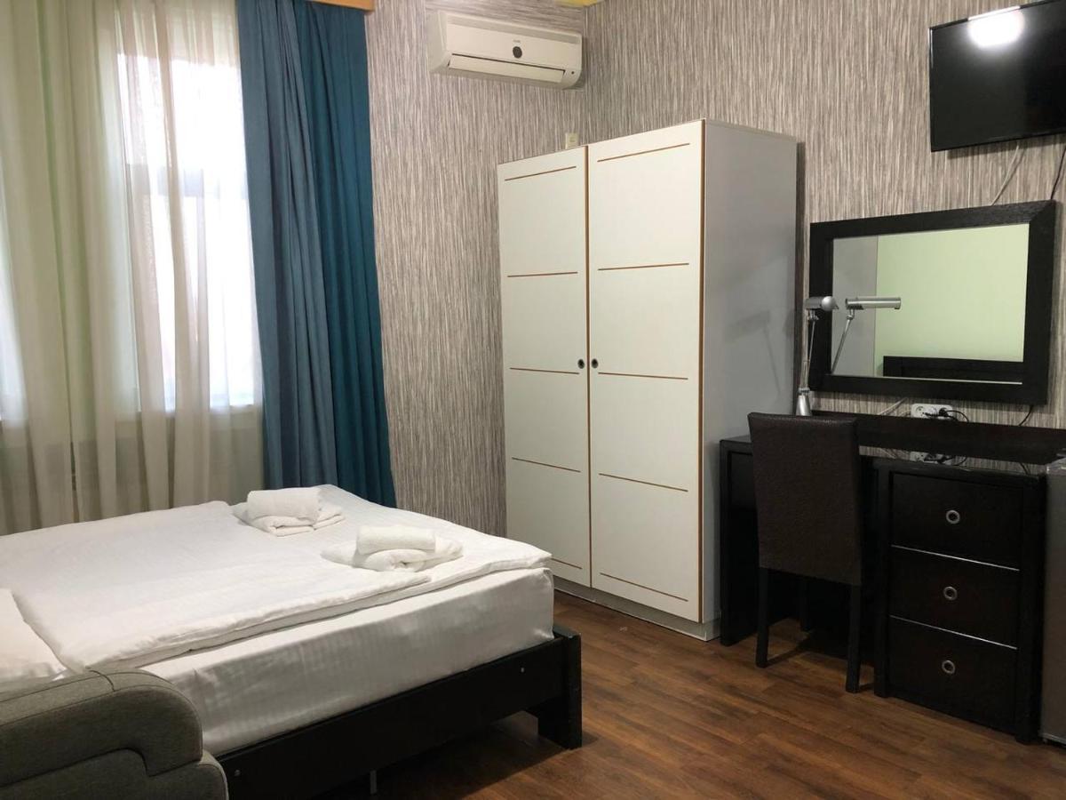 Hotel Blissdom Tbilisi Exteriör bild